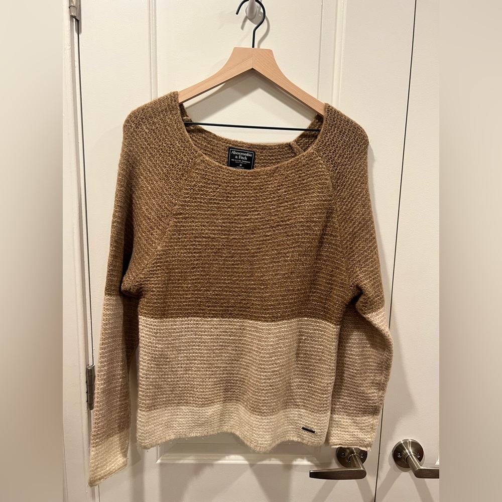Abercrombie & Fitch Colorblock Sweater - size medium